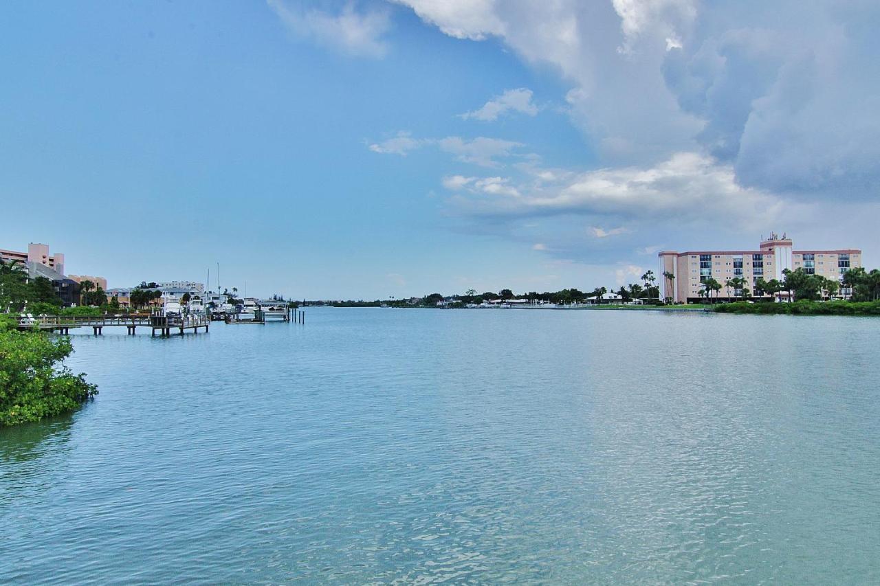 Water View 107 Apartment Clearwater Beach Exterior photo